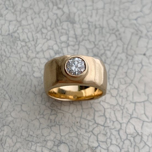 N°15 curvy diamond ring
